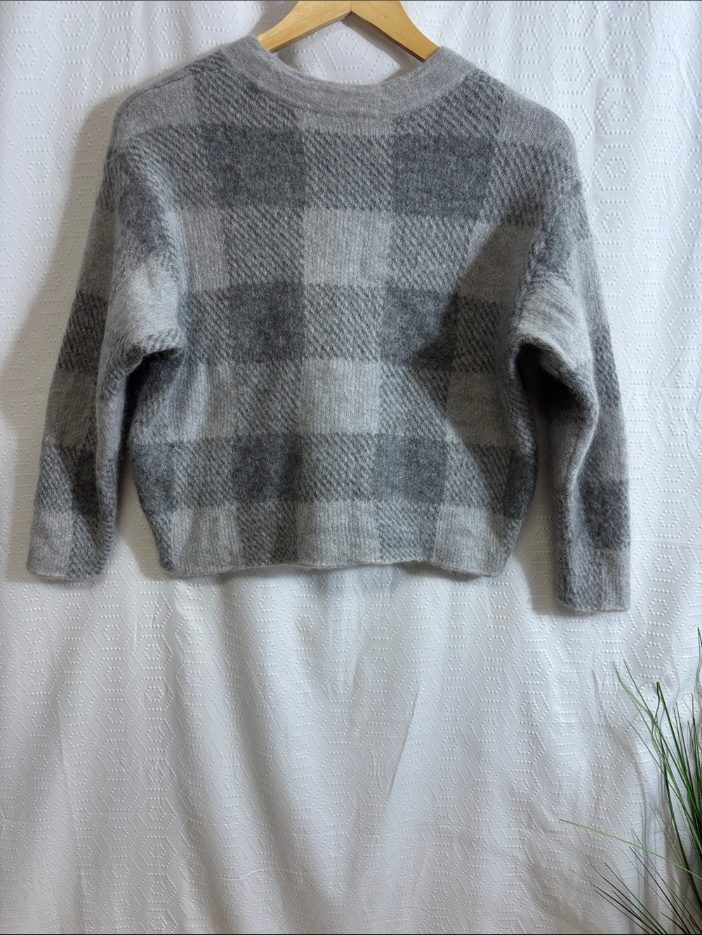 Vince plaid crew neck sweater Size XSmall - Picture 5 of 5